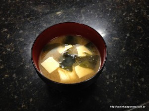 Misso shiru com tofu (sopa de soja)
